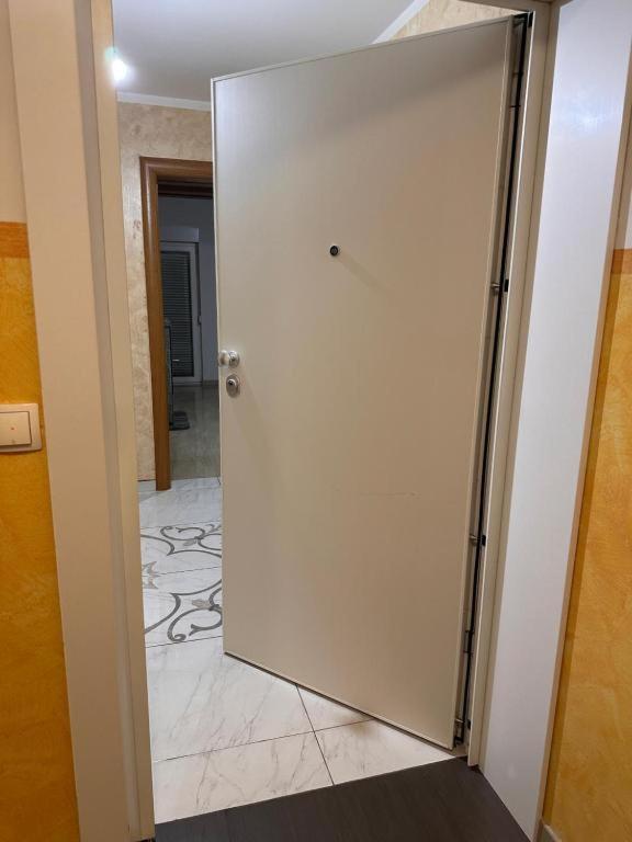 Rooms Near The Airport Сараево Екстериор снимка